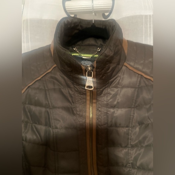 Women’s Vince Camuto Green Brown Puffer Belted Zippered Pockets Jacket. Size M. - Picture 2 of 5